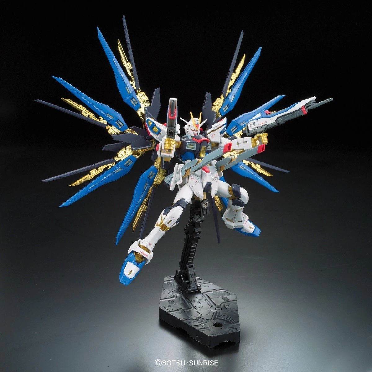 Bandai Gundam 1/144 RG #14 Seed Destiny ZGMF-X20A Strike Freedom Gundam Model Kit - Image 8