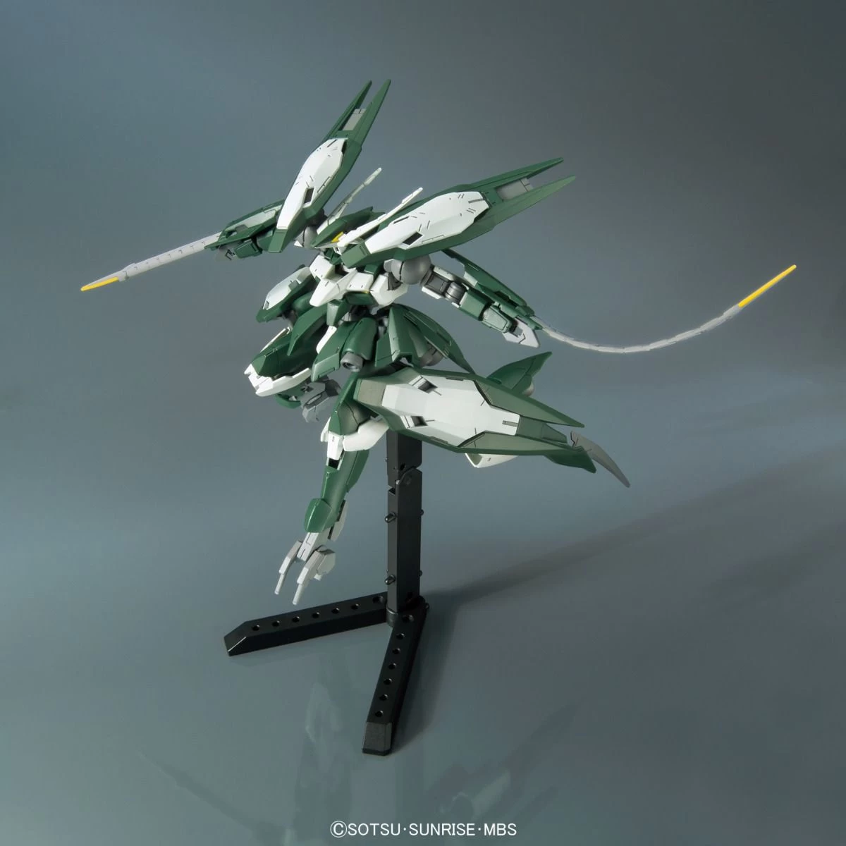 Bandai Gundam 1/144 HG IBO #034 EB-08jjc Reginlaze Julia Model Kit - Image 5