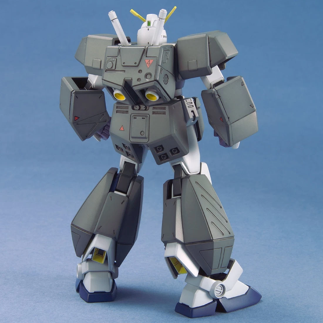 Bandai Gundam 1/144 HGUC #047 0080 War In The Pocket RX78NT-1 Gundam NT1 Alex Model Kit - Image 4