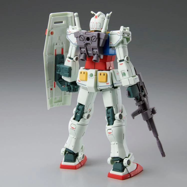 Bandai Gundam 1/144 HGUC Gundam Cucuruz Doan's Island RX-78-2 Gundam (Cucuruz Doan's Island Ver.) Model Kit Exclusive - Image 3